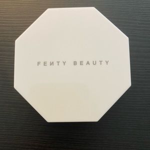 Fenty Beauty Killawatt highlighter duo